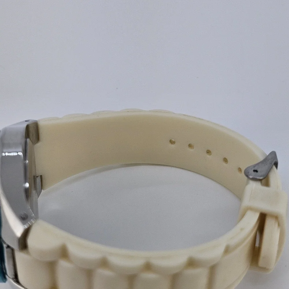 Unisex Analog Watch 40MM White Dial Cream Plastic Bands New Battery‎